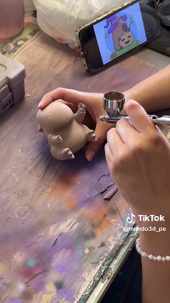 Capibara Halloween: Un Mundo de Magia y Brujas