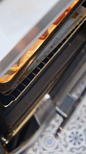 256K views · 66 reactions | 綾 Avis aux amateurs de poissons ! Cap sur notre savoureux lieu noir au confit d'oignon & poivrons, légumes rôtis & salade vinaigrée. ✨ Avec moins de 650 kcal, cette recette gourmande et légère fera vibrer toutes les papilles. ➡️Commandez ici : https://hfrsh.me/2tD #spar #fbhigh | HelloFresh | Facebook