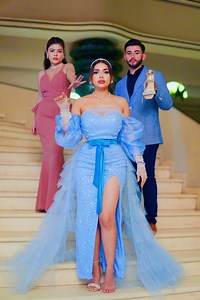 Chica humilde encontró a su príncipe azul Cast: Karen Oliva Israel Urias | Myka Reflexiones