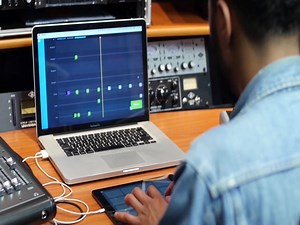 Ready to take your pad drumming skills to the next level? Download Melodics today! Free Download ➜ goo.gl/JL6KA8 | Melodics