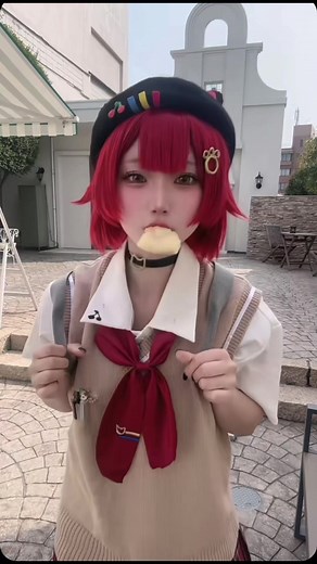 猫汰つなコスプレ加工と背景歪み