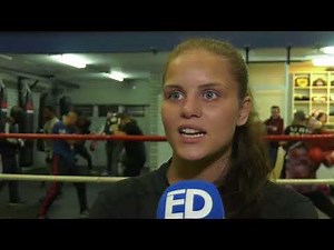 (Kick)boks-Queen Alicia Holzken