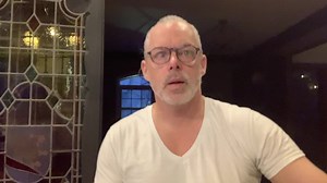 Aujourd’hui : – J’ai trouvé pour le 133 $ – Vols en provenance de l’Inde – Quarantaine obligatoire refusée ??? – Le Roi de la Porno – Justin et la dette – La série, « Le Serpent » – LaPresse attaque le Journal de Montréal – Influenceurs crypto sur SnapChat et la vente pyramidale – Un spationaute, un quoi ? – La taxation du gain en capital fait culbuter les bourses ▸ Abonnez vous à ma chaine pour de nouveaux vidéos chaque jour: https://www.youtube.com/channel/UCGp4ghYDZ5_k_bvg0OtHA9g?sub_confirma