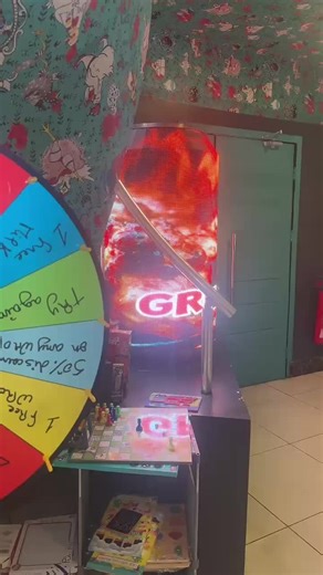 Cheeky chick for chicken lovers, always have room for more#food ##chickenlover