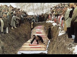 Mass burial of Serbian victims from around Srebrenica