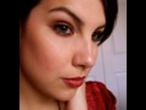 Keira Knightley Burgundy Smokey Eye