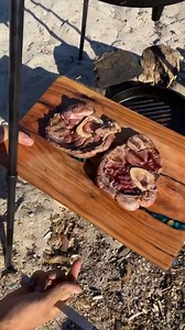 Weekend forecast: Osso buco burger on the beach. ✨ Recipe by: @dagdakiadam via IG using his Cavemanstyle Serbian Knife . #ossobuco #burger #campfood #outdoorcooking #serbianknife #meatlovers #burgerrecipes #foodies | Thecavemanstyle
