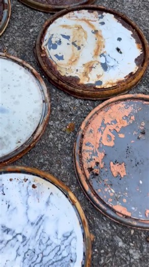Rusty Paint Can Lids: Salvage Art Supplies, Repurposed Project Pieces - Etsy