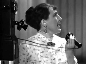 Three Stooges-Pain In The Pullman-Telephone call from O'Brien