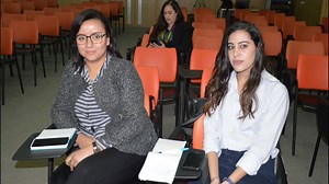 1.8K views · 18 reactions | Des étudiants en Mastère Finance des Marchés à ESSEC Tunis visitent la Bourse de Tunis Essect #BVMT | Tunis Stock Exchange | Facebook