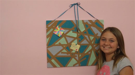 Turn a boring corkboard into a masterpiece with washi tape & acrylic paint! Fun for kids & adults.  https://thecraftyblogstalker.com/painted-pin-board-crafts-for-kids/ | The Crafty Blog Stalker | Facebook
