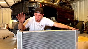 Aluminum Radiator For 1984-2001 Jeep Comanche Cherokee XJ 2.5 4.0 Crossflow Radiators For 91 92 93 94 95 96 97 98 99 00 01 1992 1993 1994 1995 1996 1997 1998 1999 2000