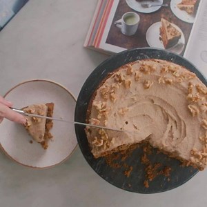 Sweet, fluffy carrot cake topped with a smooth cashew cinnamon icing and topped with walnuts ❤️ This beauty is from The Cookbook, and the video in on our YouTube channel now - link below. You’ll need the below to make it... P.S I know it’s a lot of maple, it’s a massive cake and it’s designed to be an indulgent, delicious one too 💖 Video: https://youtu.be/aPuIOXgG5uU For the cake - 400g buckwheat flour (or plain white flour) - 1 teaspoon bicarbonate of soda - 2 teaspoons baking powder - 200g gr
