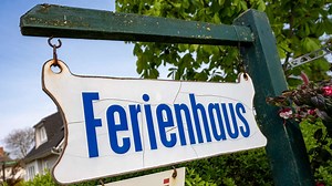 Horror im Ferienhaus: Familie mit kleinen Kindern entdeckt Blut und Sex-Spielzeug