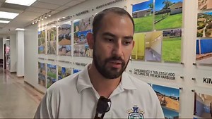 Trabajos de mejoras en Coxen Hole iniciaron desde casi un mes. Recomiendan usar vías alternas. #coxenhole #calles #mejoras #roatan | Roatan Infoinsular
