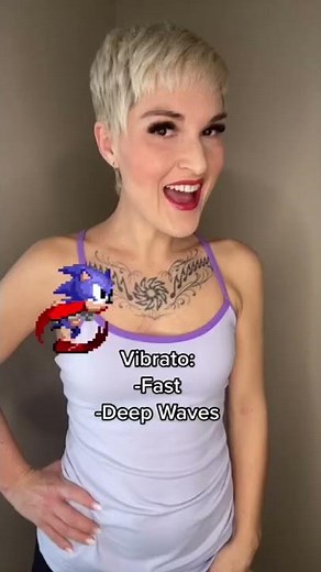 Voice Coach Demonstrates Vibrato Control #VocalCoach #Vibrato #Singer￼