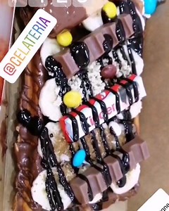 Gaufre #Nutella #banane 🍌 #kindermaxi #GELATERIA_mila Tel : 0771 51 52 57 | Gelateria