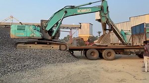 4K views · 43 reactions | Excavator loading to truck. | Indian Heavy Vehicles | Facebook