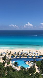 Gorgeous Adults Only Live Aqua Beach Resort Cancun 4.5 Star All-Inclusive #cancun #visitmexico #mexicovacation #adultsonlyresort #allinclusive #couplegoals | Up N Away Travels