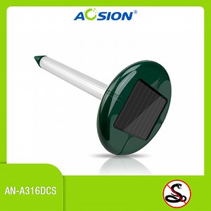 [Hot Item] Waterproof Frequency Conversion Solar-Powered Snake Serpent Repeller for Pest Control