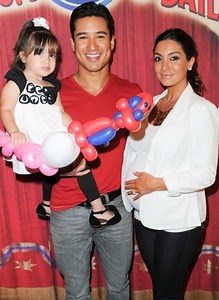 Mario Lopez Reveals Wife Courtney Mazza's Weirdest Pregnancy Craving - Life & Style | Life & Style