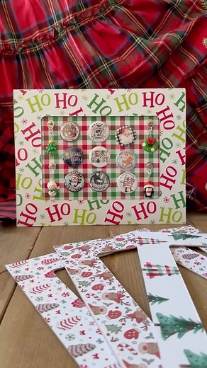 If you love our TopperSwappers, now we’ve got a swappable frame to display them on! Don’t miss out on our SwapStage Board! #christmas #christmastime #christmasgifts #hohoho #nurse #nurselife #nursingstudent #nursingschool #doctor #doctorlife #teacher #teacherlife #vet #vettech #rn #bsn #bsnrn #registerednurse #idbadge #idbadgeholder #idbadgereel #badgeholder #badges #badgereel #topperswap #swapfinity | Topperswap | Facebook