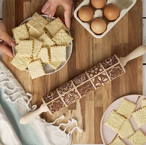 A perfect balance of art and love ❤️ of baking with the Vintage Rolling Pin! Get Yours 👉 https://us.pastrymade.com/vintage | PastryMade