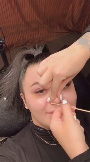 Esthetician's Fake Nail Gets Stuck in Woman's Nose After Failed Attempt at Nose Waxing | Creative and recycling
