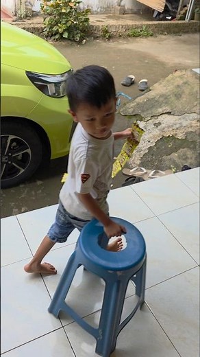 jangan dibawa kursinya