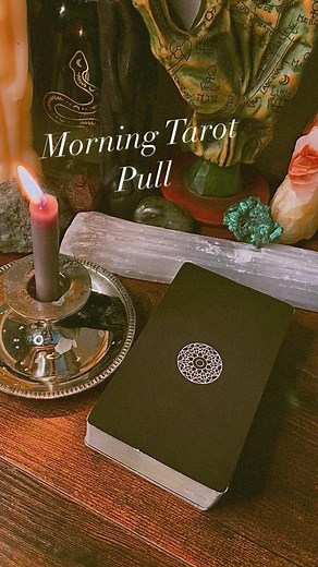 Morning Tarot Pull ✨ #intuitiveguidance #divination #intuitivereading #intuition #taroteverydamnday #tarotdeck #witchythings #tarot #tarotcards #labordayweekend #holidayweekend | A Lil Bit Of Goddess | Facebook
