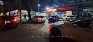 Tesla plaid 1020hps en los jales esta super bastardo, quien se avienta un jale 😅💀 | Roll Racing Zona Azul