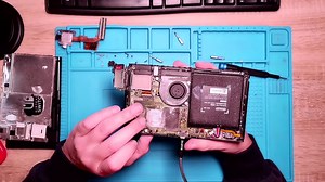 File:Nintendo Switch overheating repair - ANYONE can do this!!!.webm - Wikimedia Commons