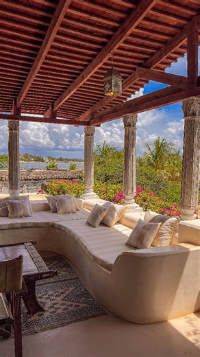 Planning your Lamu adventure but don't know where to start? Here are 10 incredible experiences that'll make your trip absolutely unforgettable! From awe-inspiring sunset dhow cruises that'll give you the most magical golden hour views, to kayaking through ancient mangroves where time feels like it's stood still for centuries. You can sip cocktails at Umi while watching the world go by, take a traditional donkey ride through Old Town's narrow stone streets, or dive into local history at the Lamu 