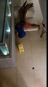 Imagens mostram corpo de MC Kevin após queda