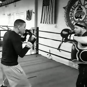 Heavy Hitters own pro undefeated Boxer @john_afan getting in work with trainer @djf_boxing_coach_hh. Working hard every day ready for any fighters to be put in front of him. #heavyhittersboxing #heavyhittersboxingli #heavyhittersboxinggym #newyork #longislandboxing #longisland #boxinggym #boxingtraining #boxing #proboxing #boxeo | Heavy hitters boxing Gym