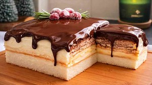 Delicious homemade Boston cream pie ready in minutes