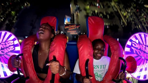 Bray & Dee | Sunset Walk SlingShot