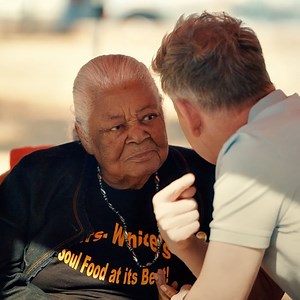 341K views · 11K reactions | Not gonna lie, I'd do anything for Mrs. White.  : #SecretServiceFOX on Hulu | Food Club FOX | Facebook