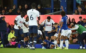 André Gomes sufre escalofriante lesión tras una entrada de Son Heung-min