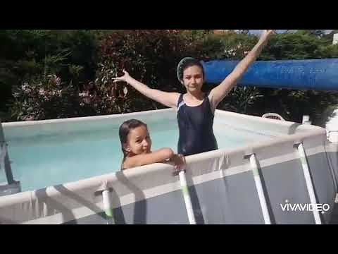 Cap ou pas cap dans la piscine