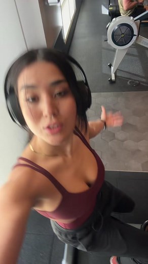 Gym Workout Fun: Engaging in Holiday Spirit