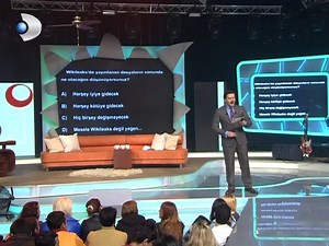 Beyaz'dan seyirciye gündem yoklaması - Beyaz Show | Beyaz Show