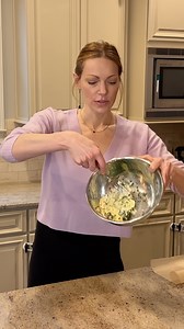 32K views · 2.9K reactions | This week #GetYourPrepOn for the holidays with me by learning how to make compound butter — so much easier than it sounds, elevates so many dishes, and prep-ahead!杻 #PrepOn | Laura Prepon | Facebook