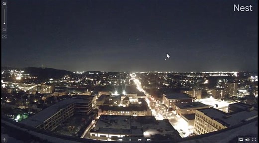23 reactions | wt360 weather cam WEST has been busy as it captured the meteor seen from Virginia to Niagara Falls Wednesday night around 6:49pm EST. Did you see it? | weathertrends360 | Facebook