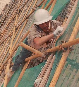 223K views · 9.9K reactions | Every father's hard work is for his family❤️‍啕 #stephenchow #cj7 #edit #father #chinese #foryou #fyp #trending #viral #new #aftereffects #shorts | 푨푩 푭풊풍풎 ツ | Facebook