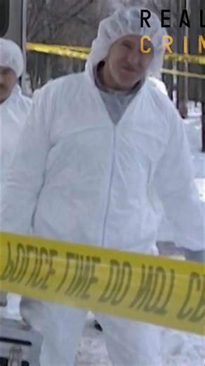 A search team meticulously examined the crime scene for any trace of the victims. They found hairs unique to Kristen French and DNA from both victims. A key clue was a missing can of black spray paint. Microscopic examination revealed black paint marks. #TrueCrime #ForensicEvidence #CrimeSceneInvestigation #MissingEvidence From: The New Detectives Series 03 Episode 01 | Real Crime