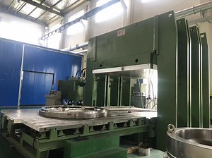 [Hot Item] 3000t Machine de presse à vulcaniser par moulage par compression pour produits en caoutchouc à structure de cadre personnalisée