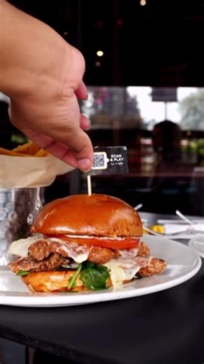 Kick off the new year with the delicious flavours of the legendary Messi Sandwich! Visit us today and grab yours! 🤘🔥 | Hard Rock Cafe Atlantic City