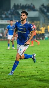 From screamers to clutch winners, our No.9s have delivered moments of magic 🔮✨ Catch all the #ISL action on @JioHotstar 👉 https://bit.ly/EverythingISL #KBFC #KeralaBlasters #YennumYellow | Kerala Blasters