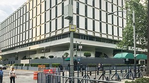 Detienen al “depredador sexual” de la Embajada de EU; funcionario abusó de mujeres en la CDMX